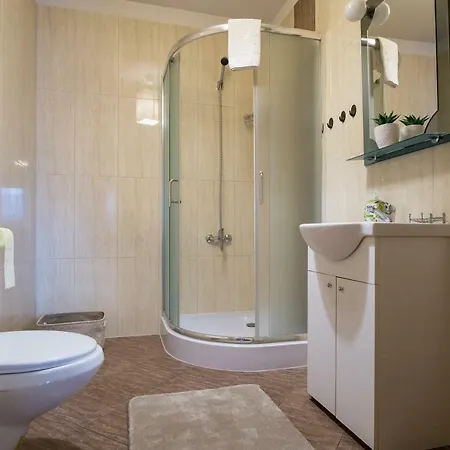 Apartament Peti Apartman *